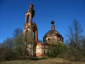 Говеново, урочище. Церковь Преображения Господня