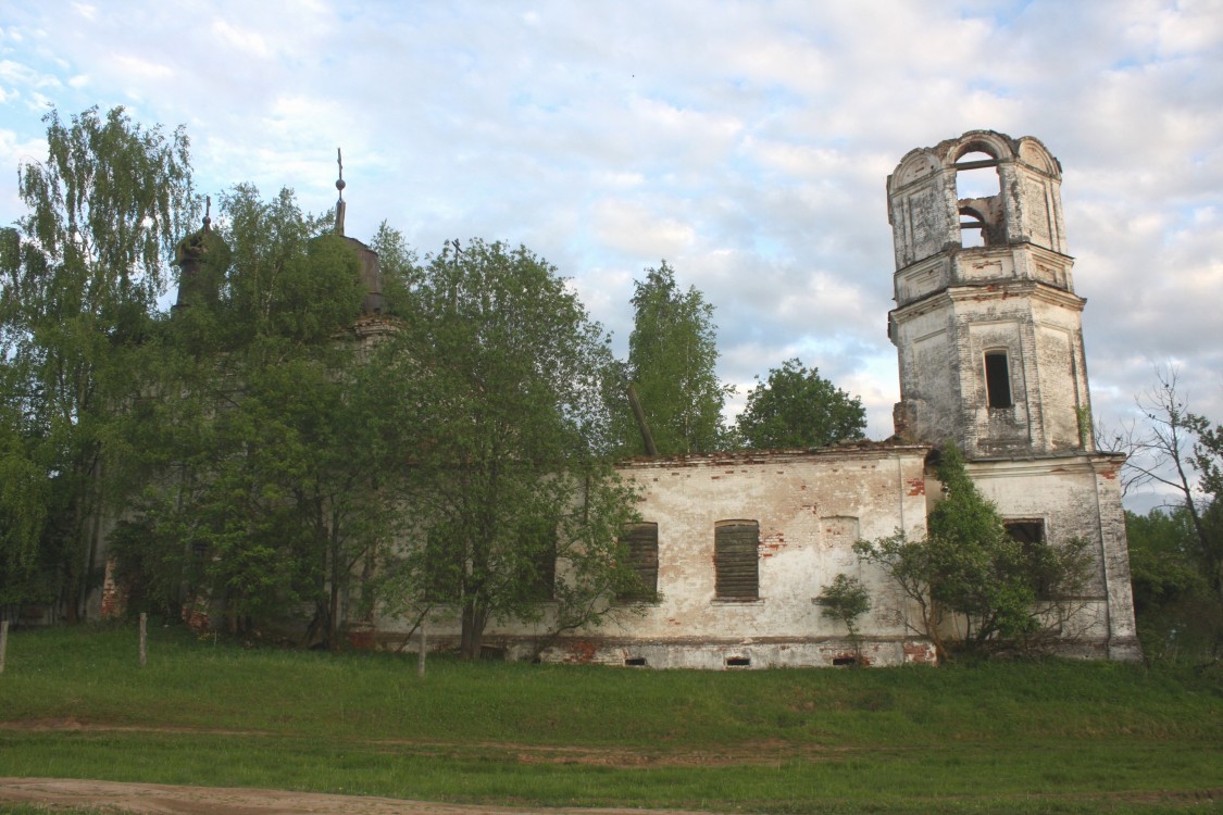 Церковь Вознесения Господня, Остолопово (Весьегонский район, Тверская область). архитектурные детали