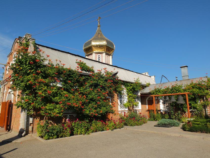 Кулешовка. Церковь Георгия Победоносца. фасады