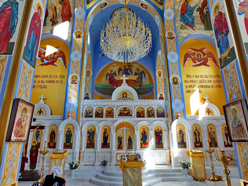 Церковь Иоанна Богослова, Пешково (Азовский район и г. Азов, Ростовская область). интерьер и убранство