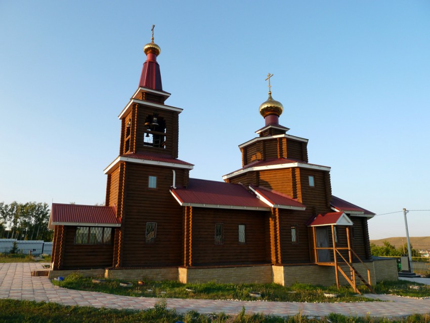 Большое Микушкино. Церковь Троицы Живоначальной. фасады