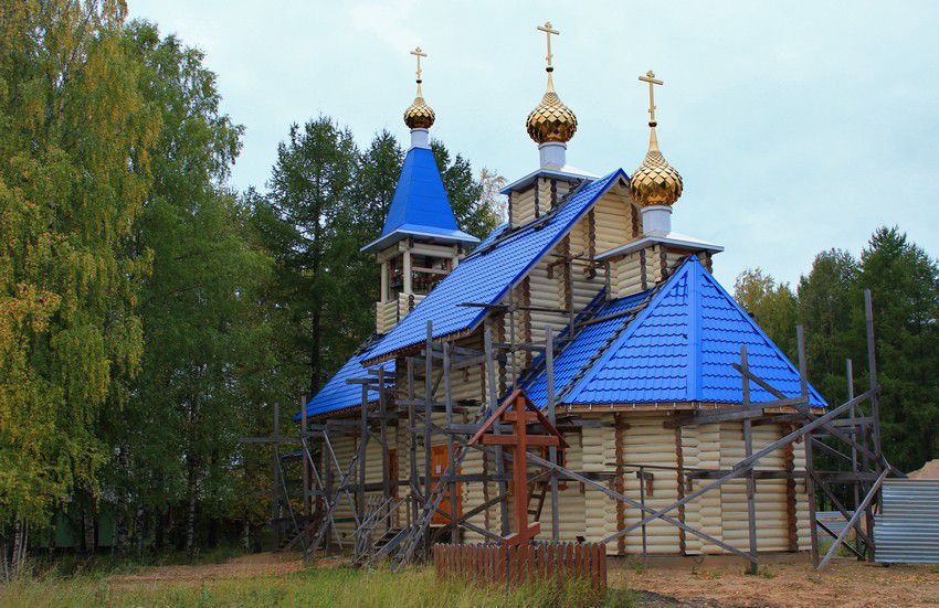 Церковь Тихвинской иконы Божией Матери, Обозерский (Плесецкий район, Архангельская область). документальные фотографии