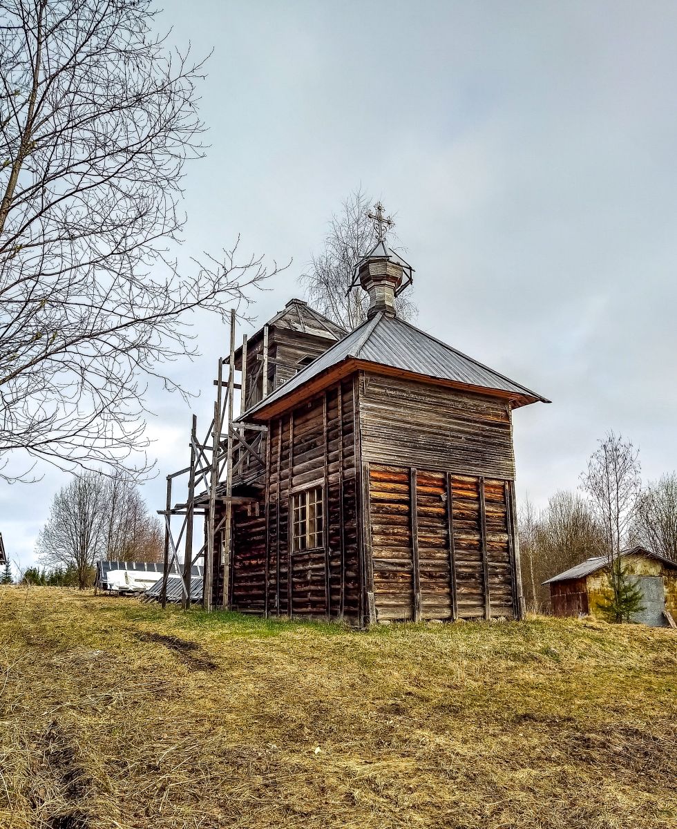 Часовня Сошествия Святого Духа, Осиновская (Шенкурский район, Архангельская область). фасады