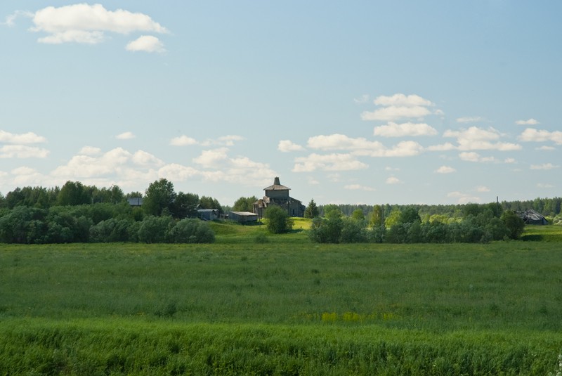 Николаевское Село (Юмиж). Церковь Николая Чудотворца. фасады