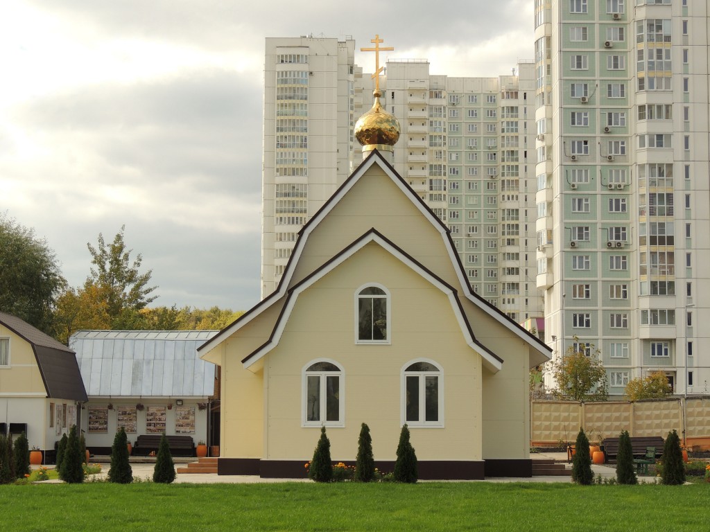 Чертаново Южное. Церковь Николая, царя-мученика в Аннине. фасады