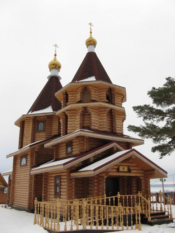 Балчиклы. Церковь Петра и Павла (новая). фасады