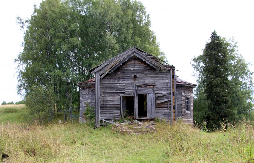 Курвошский погост. Церковь Троицы Живоначальной. фасады