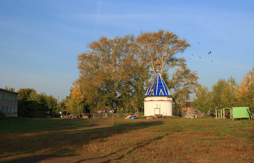 Церковь Сергия Радонежского, Берёзовка (Елховский район, Самарская область). общий вид в ландшафте