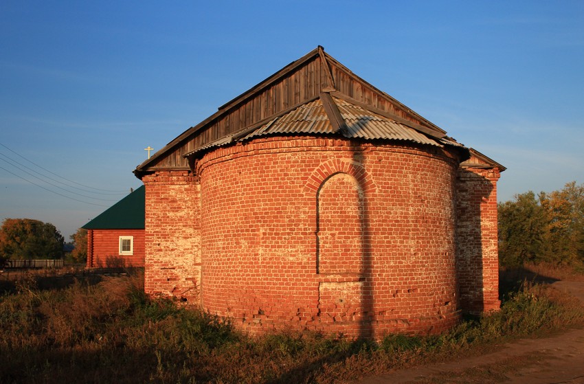 Церковь Серафима Саровского, Красные Дома (Елховский район, Самарская область). фасады