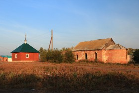 Красные Дома. Церковь Серафима Саровского