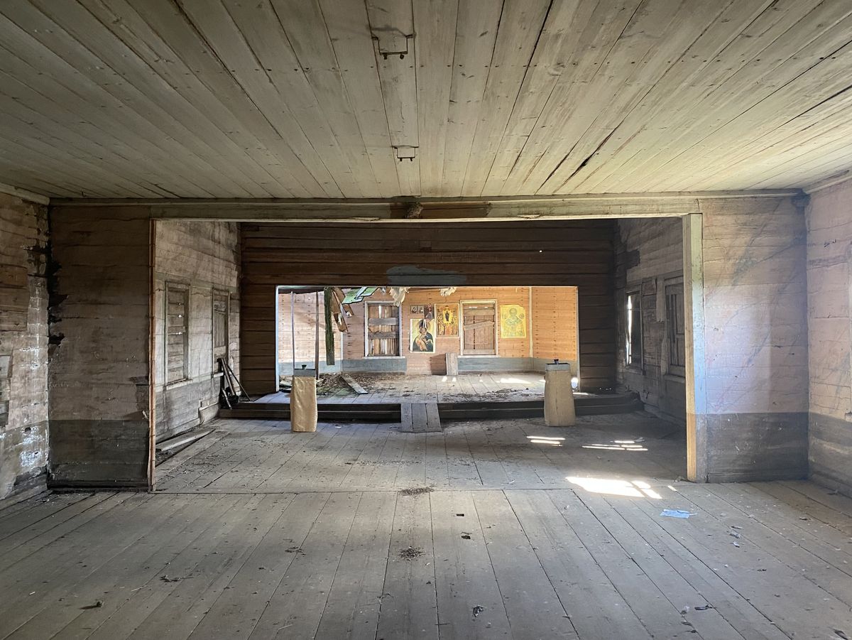 Интерьер верхнего храма, интерьер и убранство. Церковь Рождества Христова, Болкачевская (Усть-Пуя) (Шенкурский район, Архангельская область)