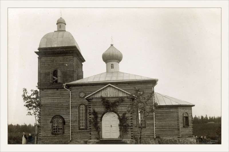 Церковь Сошествия Святого Духа, Лухамаа (Вырумаа, Эстония). архивная фотография, Источник: http://www.kaiueko.ee/kirikud/kirikud/images/VR-Luhamaa01.jpg