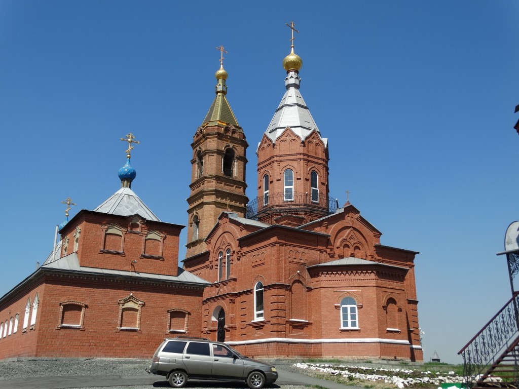 Орск. Церковь Спаса Преображения. фасады