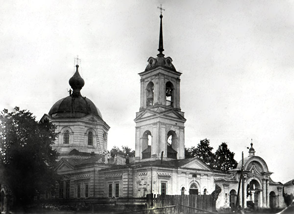 Тоншаево. Церковь Николая Чудотворца. архивная фотография, Фото 1920-х годов, с сайта:http://www.old-churches.ru/ve_035.htm (из Тоншаевского краеведческого музея).