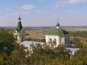Церковь Варвары великомученицы, Вид с юга (с прилегающих холмов)<br>, Грушевская, Аксайский район, Ростовская область