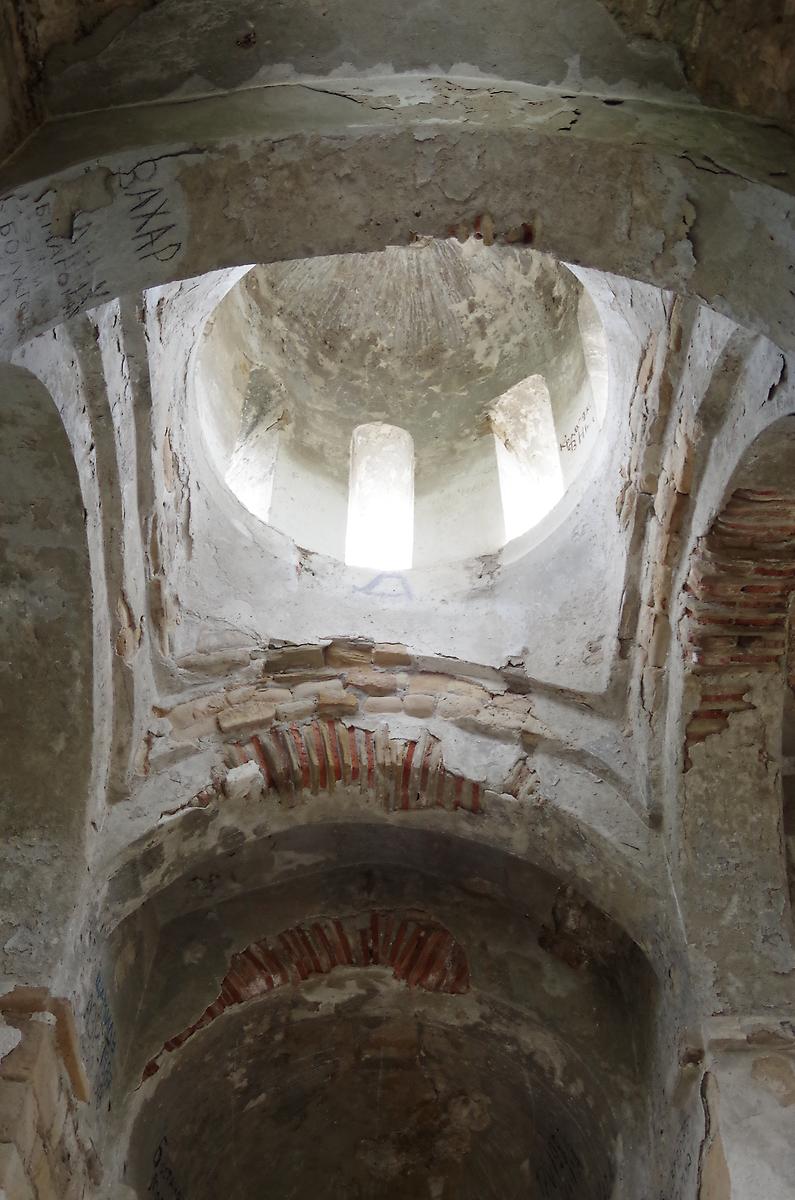 интерьер и убранство. Церковь Андрея Первозванного, Нижняя Теберда (Карачаевский район, Республика Карачаево-Черкесия)