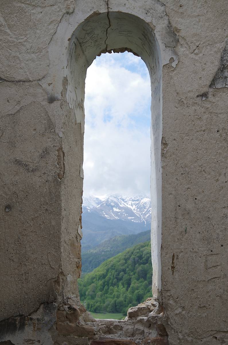 архитектурные детали. Церковь Андрея Первозванного, Нижняя Теберда (Карачаевский район, Республика Карачаево-Черкесия)