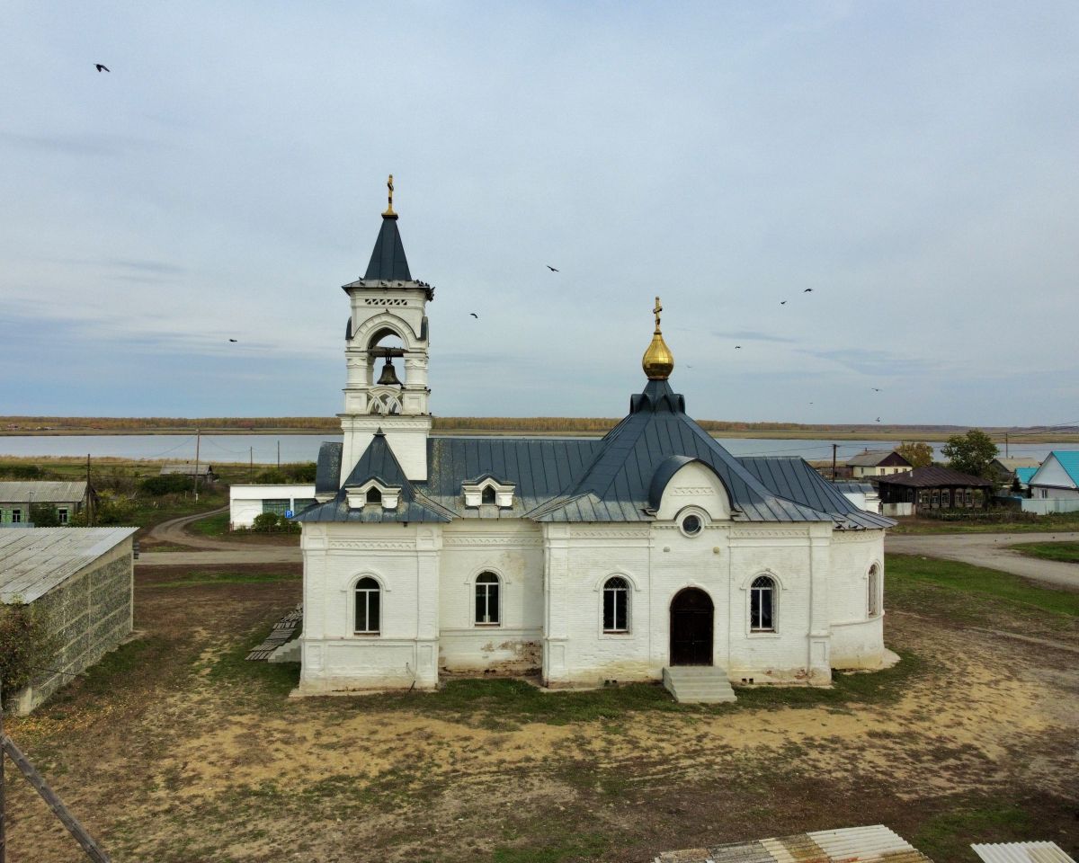 Церковь Иоанна Златоуста, Долгие (Частоозерский район, Курганская область). фасады, Вид с юга