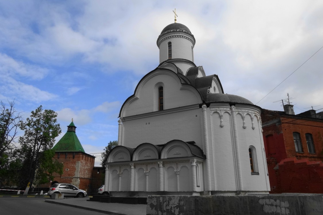 Нижегородский район. Церковь Николая Чудотворца над Зеленским съездом. фасады, южный фасад