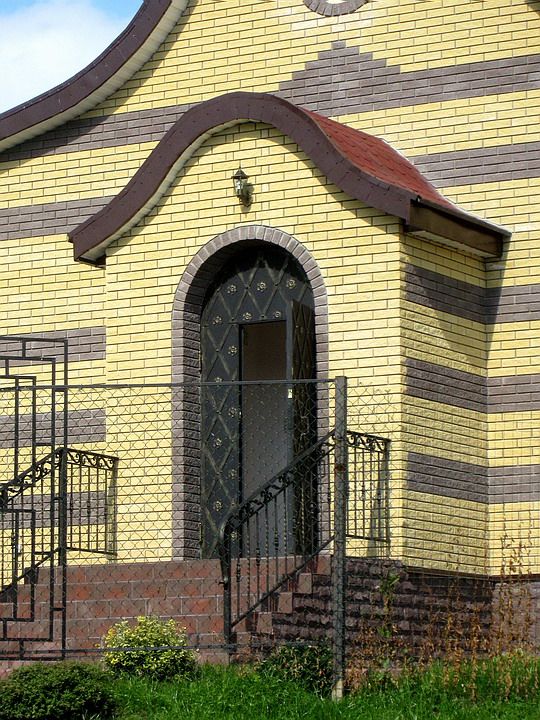 Братеево. Церковь Власия и Харалампия. архитектурные детали