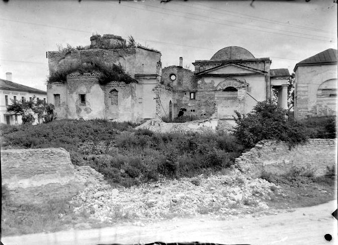 Псков. Старовознесенский монастырь. архивная фотография,  Общий вид с востока. Фото Егорова 1956 г. из коллекции ГНИМА. (ГК №42473704)