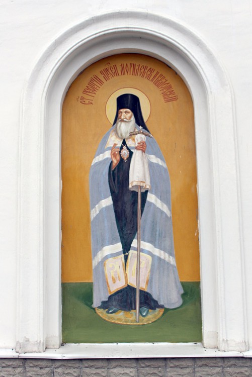 Церковь Георгия Конисского, Могилёв (Могилёв, город, Беларусь, Могилёвская область). дополнительная информация, Икона Георгия Конисского справа от входа в храм