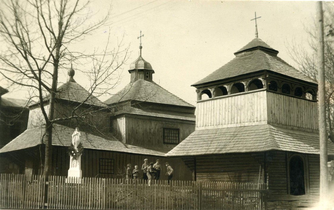 Церковь Параскевы Пятницы, Сколе (Стрыйский район, Украина, Львовская область). архивная фотография, https://pastvu.com/p/448635