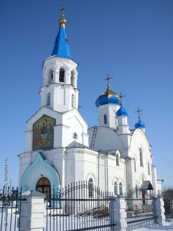 Красное. Церковь Троицы Живоначальной. фасады, Фото Мараева Валерия