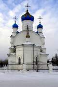 Церковь Троицы Живоначальной, Восточный фасад<br>, Красное, Ленинск-Кузнецкий район и г. Ленинск-Кузнецкий, Кемеровская область