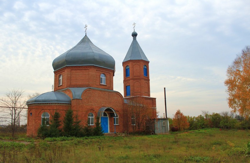Церковь Казанской иконы Божией Матери, Старое Эштебенькино (Челно-Вершинский район, Самарская область). общий вид в ландшафте