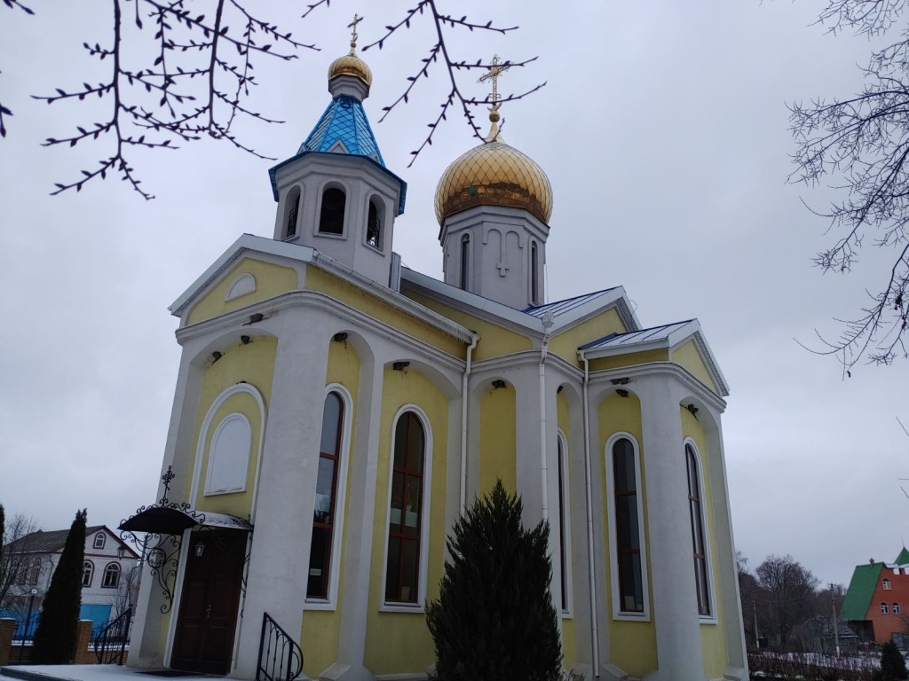 Церковь Успения Пресвятой Богородицы, Рубежное (Чугуевский район, Украина, Харьковская область). фасады