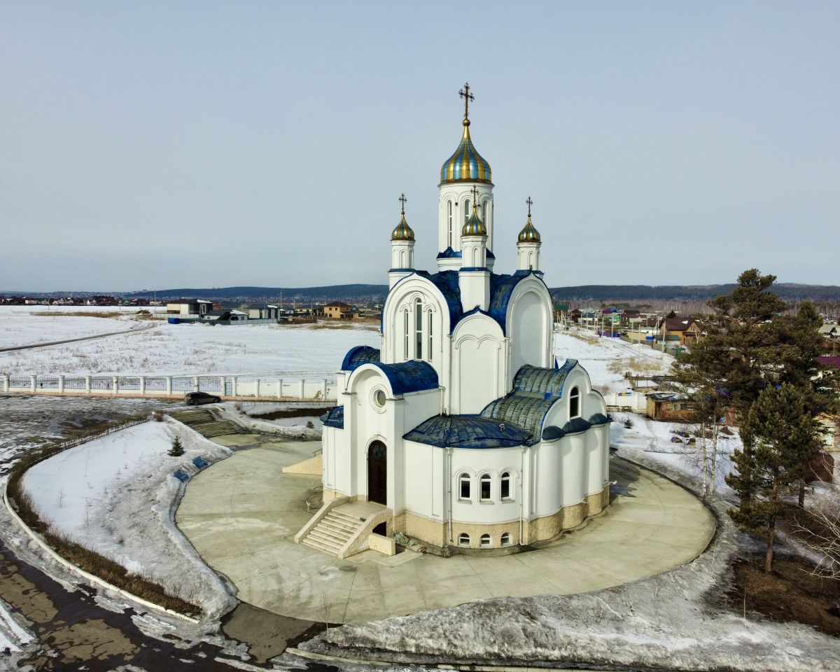 Церковь Покрова Пресвятой Богородицы, Пивовариха (Иркутский район, Иркутская область). общий вид в ландшафте, Вид с ЮВ