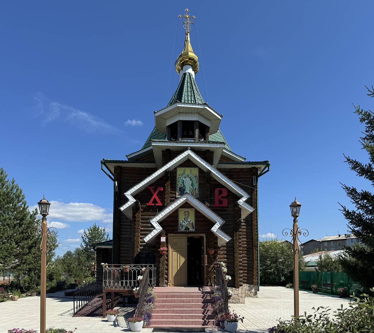 Вид с запада, фасады. Церковь Николая Чудотворца, Усолье-Сибирское (Усольский район, Иркутская область)
