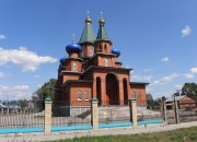 Церковь Преображения Господня, Спасо-Преображенский храм, выстроенный на месте разрушенного после революции 17-года. Новый храм ещё не освящен, так как в нем не закончены отделочные работы.<br>, Усолье-Сибирское, Усольский район, Иркутская область