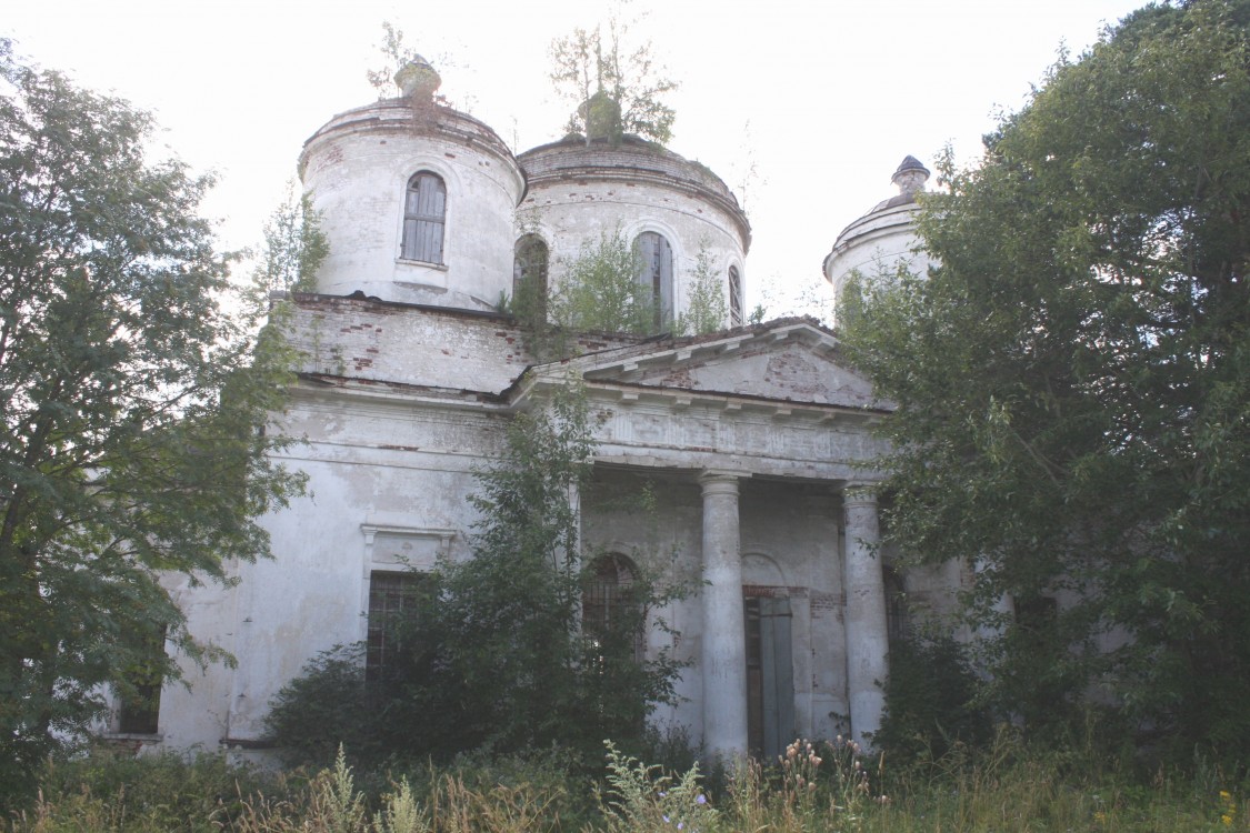 Церковь Рождества Христова, Теблеши (Бежецкий район, Тверская область). фасады