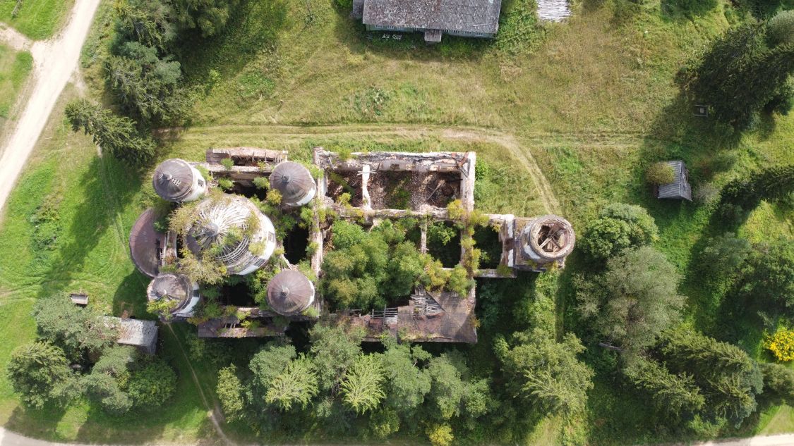 Церковь Рождества Христова, Теблеши (Бежецкий район, Тверская область). фасады