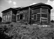 Церковь Николая Чудотворца, Фото Перфильева В.В. (1976 г.) на сайте блога председателя Комитета Ульяновской области по культурному наследию Шарпудина Хаутиева http://hautiev-sh.livejournal.com/2013/08/26/<br>, Елшанка, Николаевский район, Ульяновская область