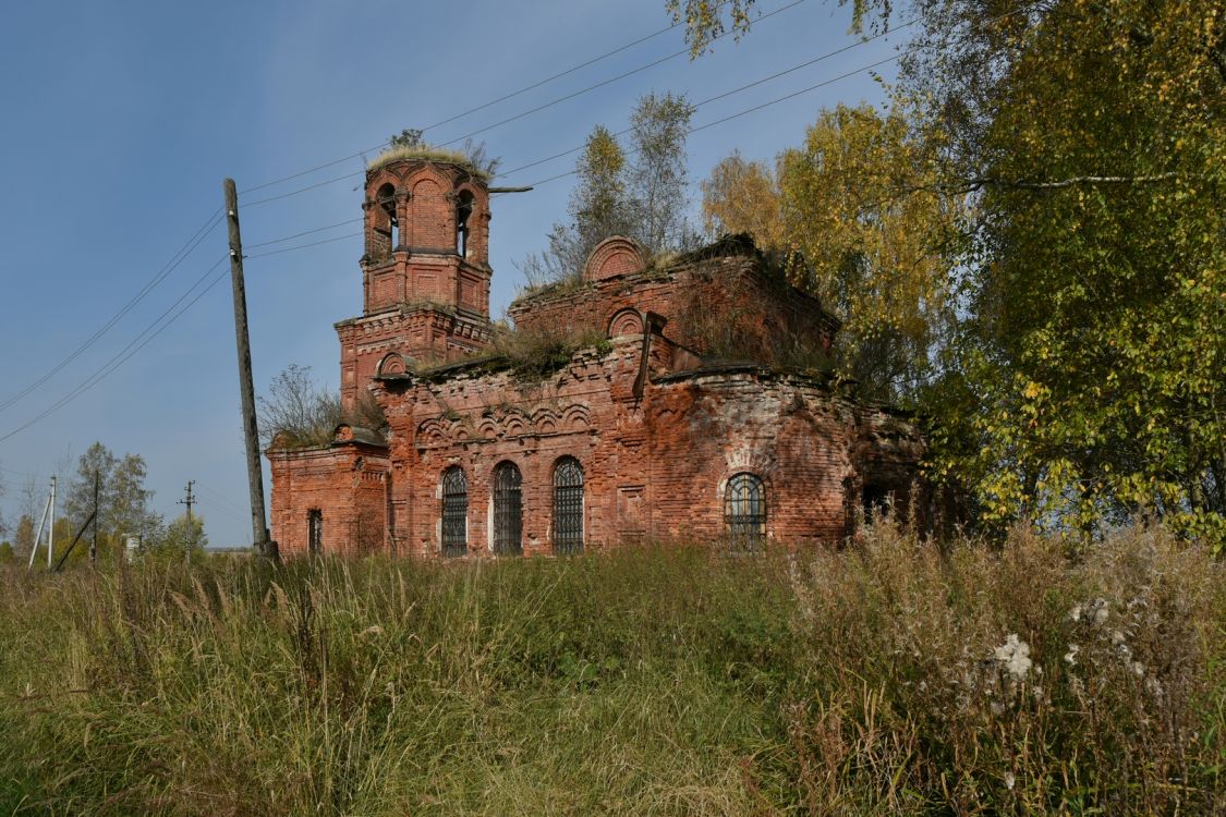 Церковь Николая Чудотворца, Нововведенское (Кесовогорский район, Тверская область). фасады, Вид с юго-востока
