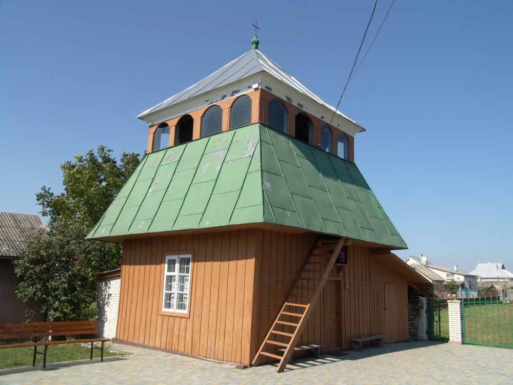 Церковь Троицы Живоначальной, Броды (Золочевский район, Украина, Львовская область). дополнительная информация, колокольня