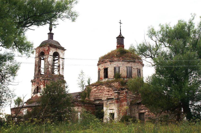 Церковь Успения Пресвятой Богородицы, Введенье (Молоковский район, Тверская область). фасады