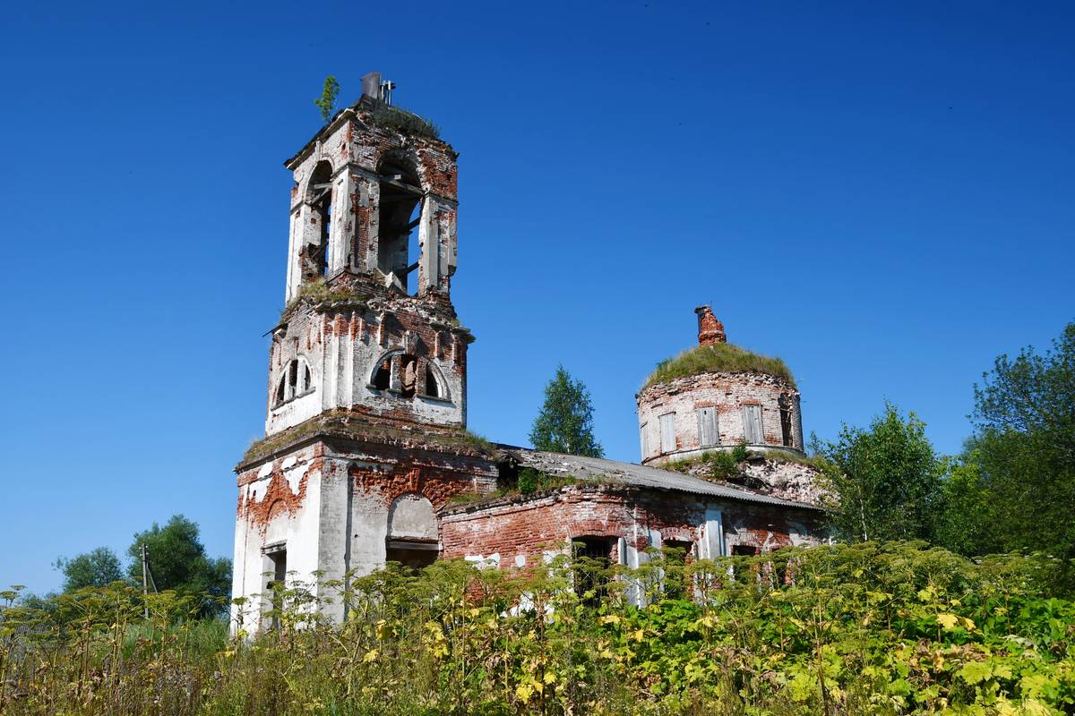 фасады. Церковь Успения Пресвятой Богородицы, Введенье (Молоковский район, Тверская область)