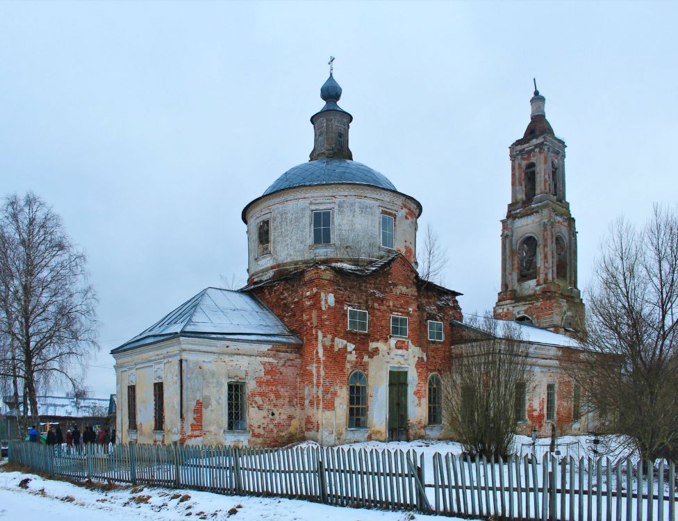 Церковь Спаса Всемилостивого, Славково (Кашинский городской округ, Тверская область). фасады