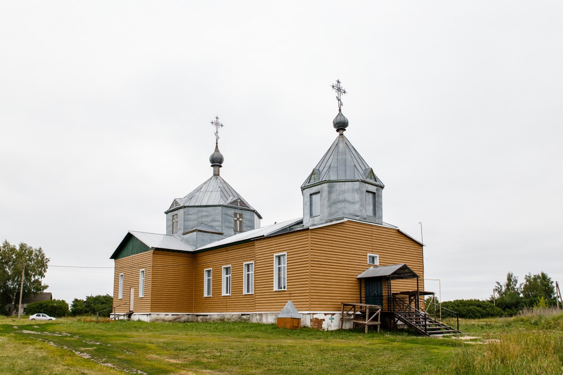 Церковь Петра и Павла, Отъяссы (Сосновский район, Тамбовская область). фасады