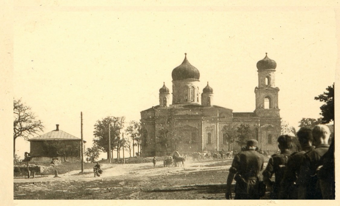 Донецк. Церковь Успения Пресвятой Богородицы. архивная фотография, Фото 1942 г. с аукциона e-bay.de