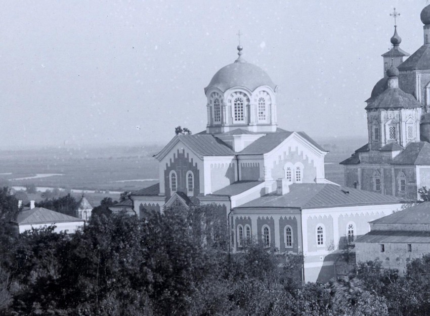Рождества Пресвятой Богородицы Молченский женский монастырь. Церковь Рождества Иоанна Предтечи, Путивль (Конотопский район, Украина, Сумская область). архивная фотография, Фото (до 1895 года) из моего личного архива 