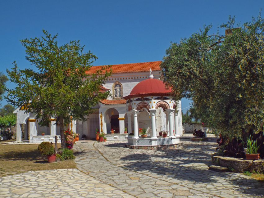 Монастырь Пантократор, Камарела (Ионические острова (Ιονίων Νήσων), Греция). общий вид в ландшафте