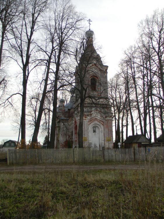 Церковь Троицы Живоначальной, Домовицы (Фурмановский район, Ивановская область). фасады