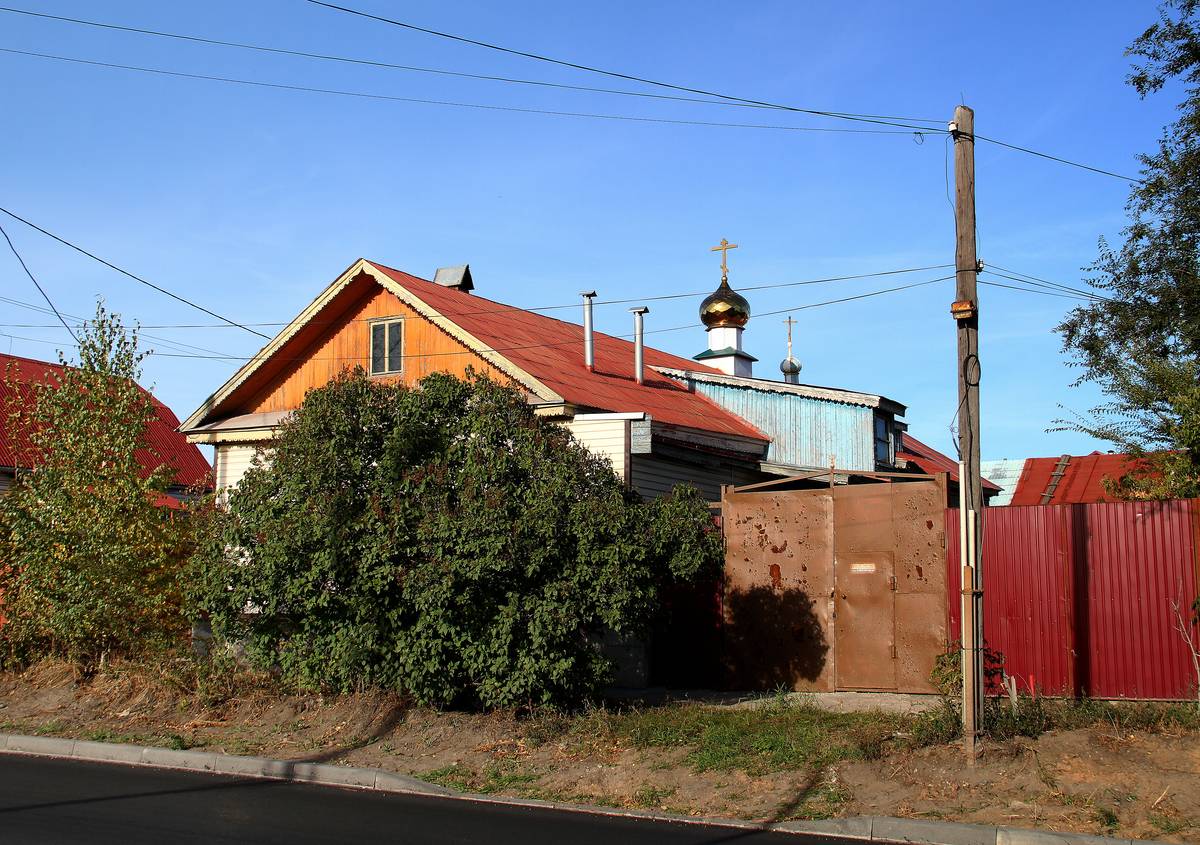 Церковь Воздвижения Креста Господня (новая), Сызрань (Сызрань, город, Самарская область). общий вид в ландшафте