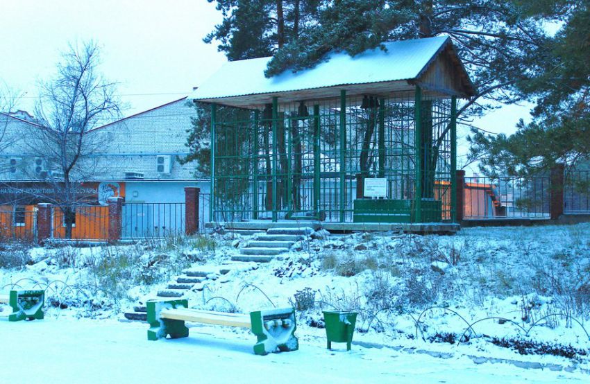 Церковь Троицы Живоначальной, Сызрань (Сызрань, город, Самарская область). дополнительная информация, Звонница на прихрамовой территории