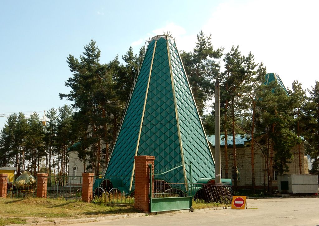 Церковь Троицы Живоначальной (новая), Сызрань (Сызрань, город, Самарская область). документальные фотографии, Шатер основного объема
